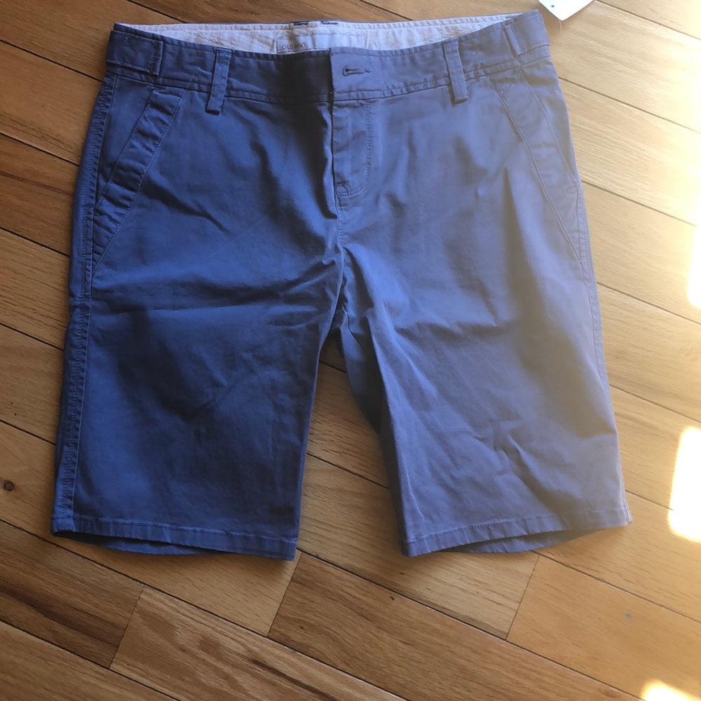 Old Navy Bermuda shorts. NWT!